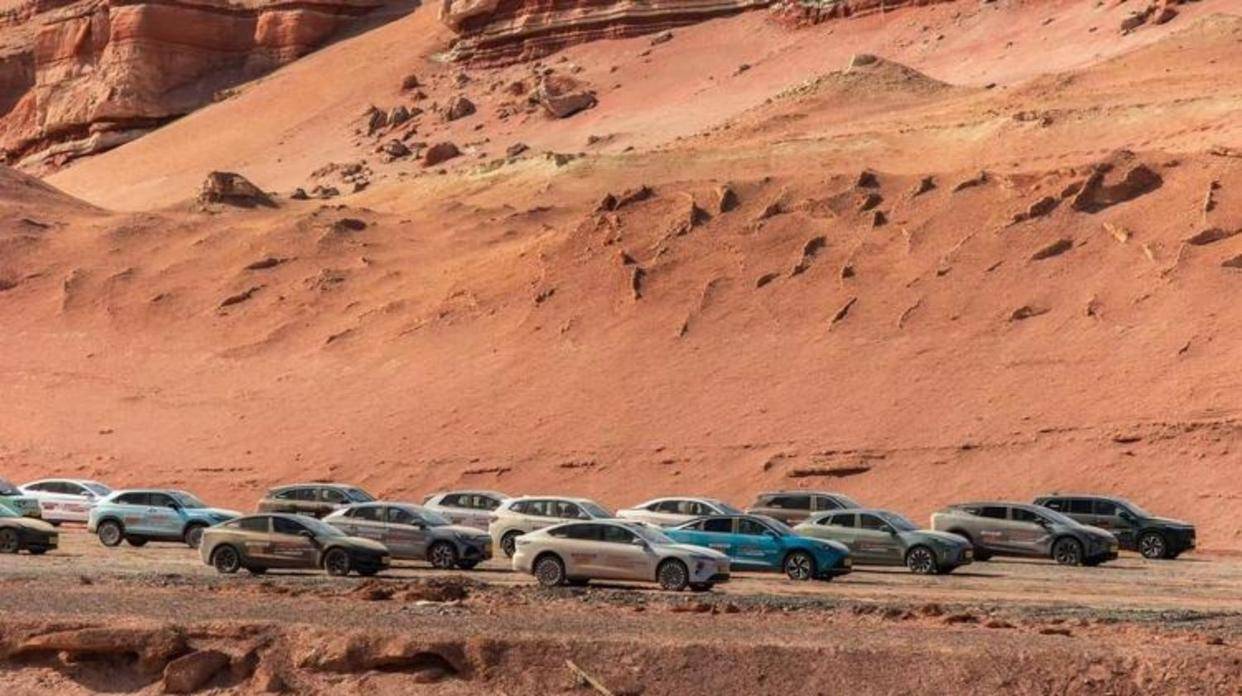 華為廣汽啟境新車火焰山夏測持續驗證極端環境,彰顯品牌熱度與智能實力的雙重突破